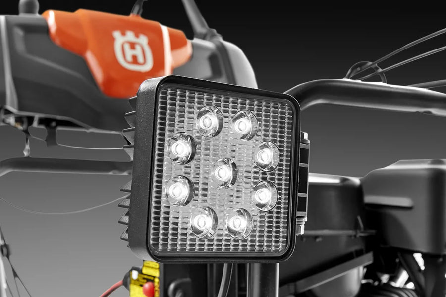 Husqvarna ST 224 - Snow Blower